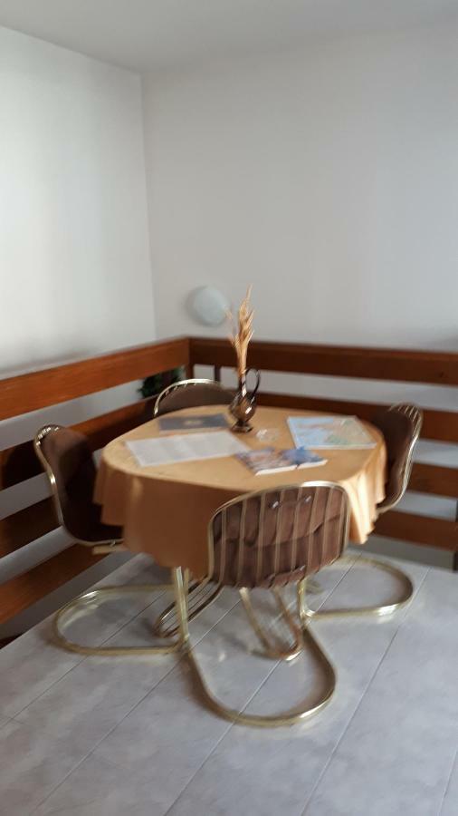 Lili Apartment Rovinj Exterior foto