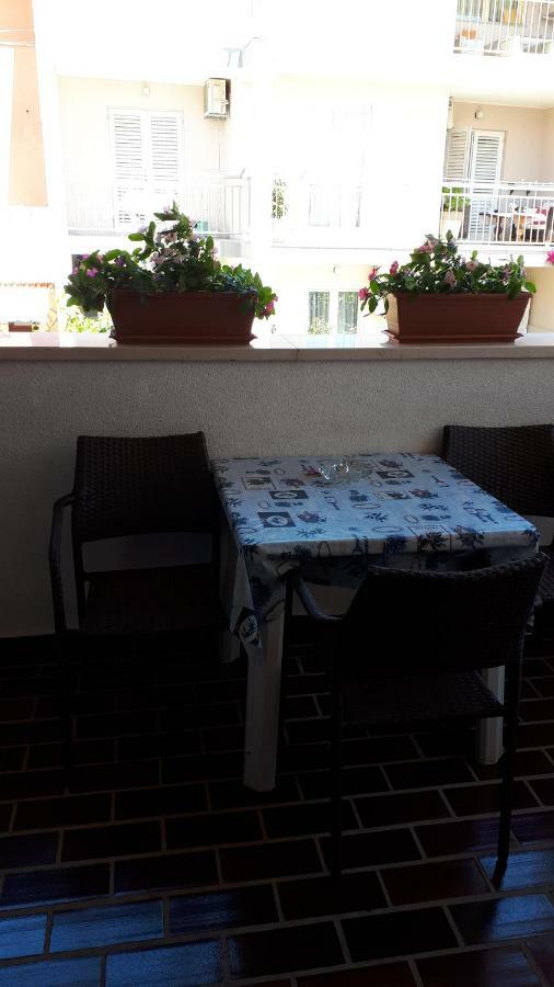 Lili Apartment Rovinj Exterior foto